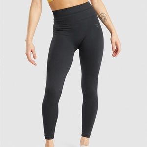 Gymshark studio legging